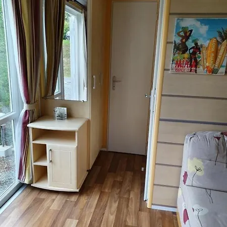 Camping Village Puyrond Bressuire Campsite *