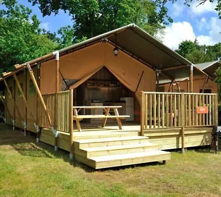 Camping Village Puyrond Bressuire Campsite Bressuire