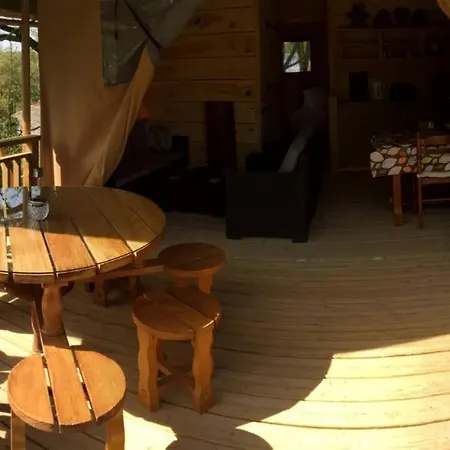 Camping Village Puyrond Bressuire Campsite *